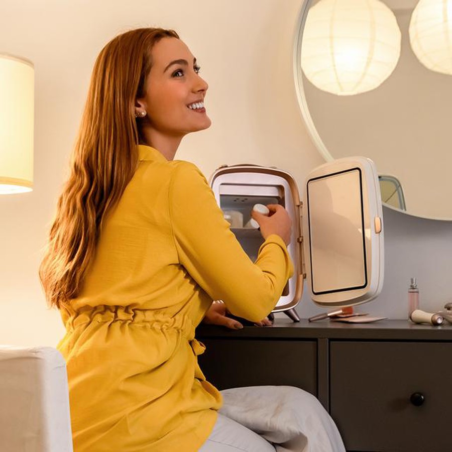 additioanl image for  Cecotec Cooling Beauty Mirror 6L 