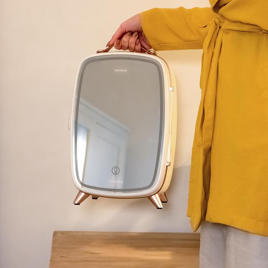 additioanl image for  Cecotec Cooling Beauty Mirror 6L 