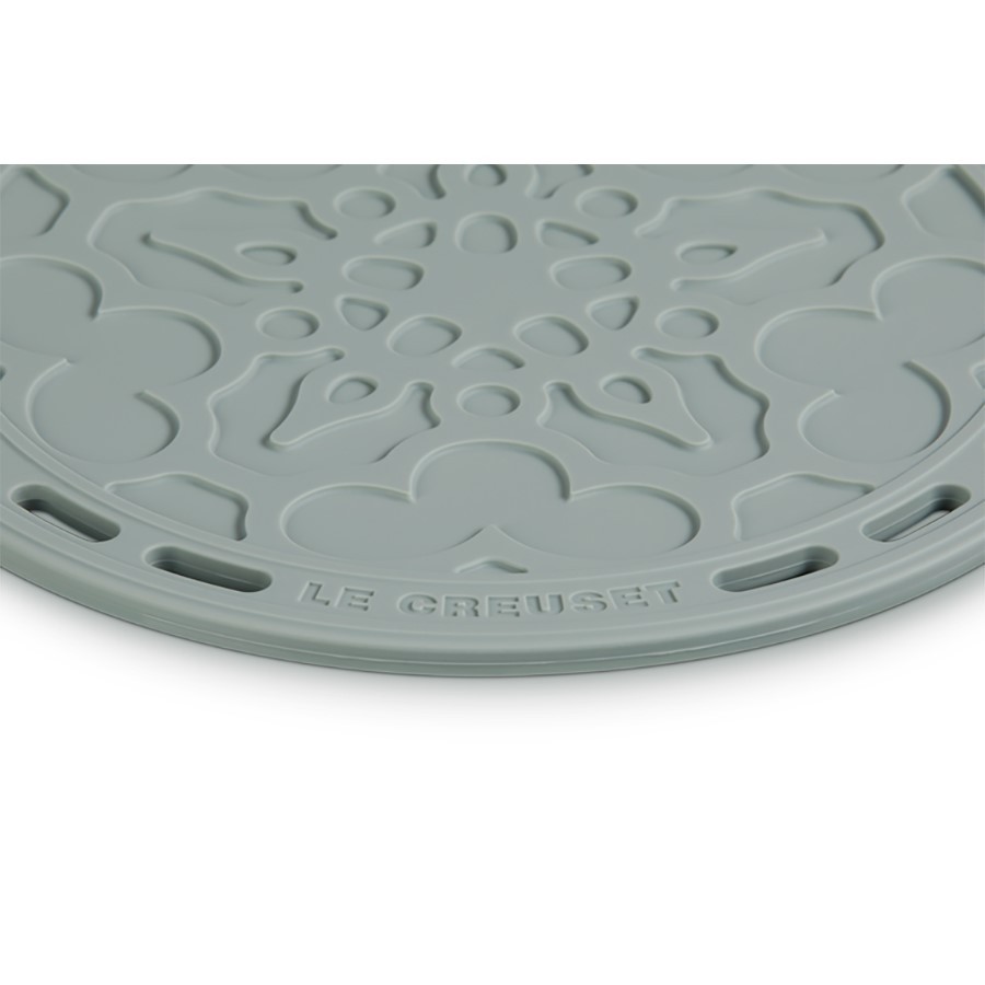 additioanl image for  Le Creuset Multimat Sea Salt 20 cm 