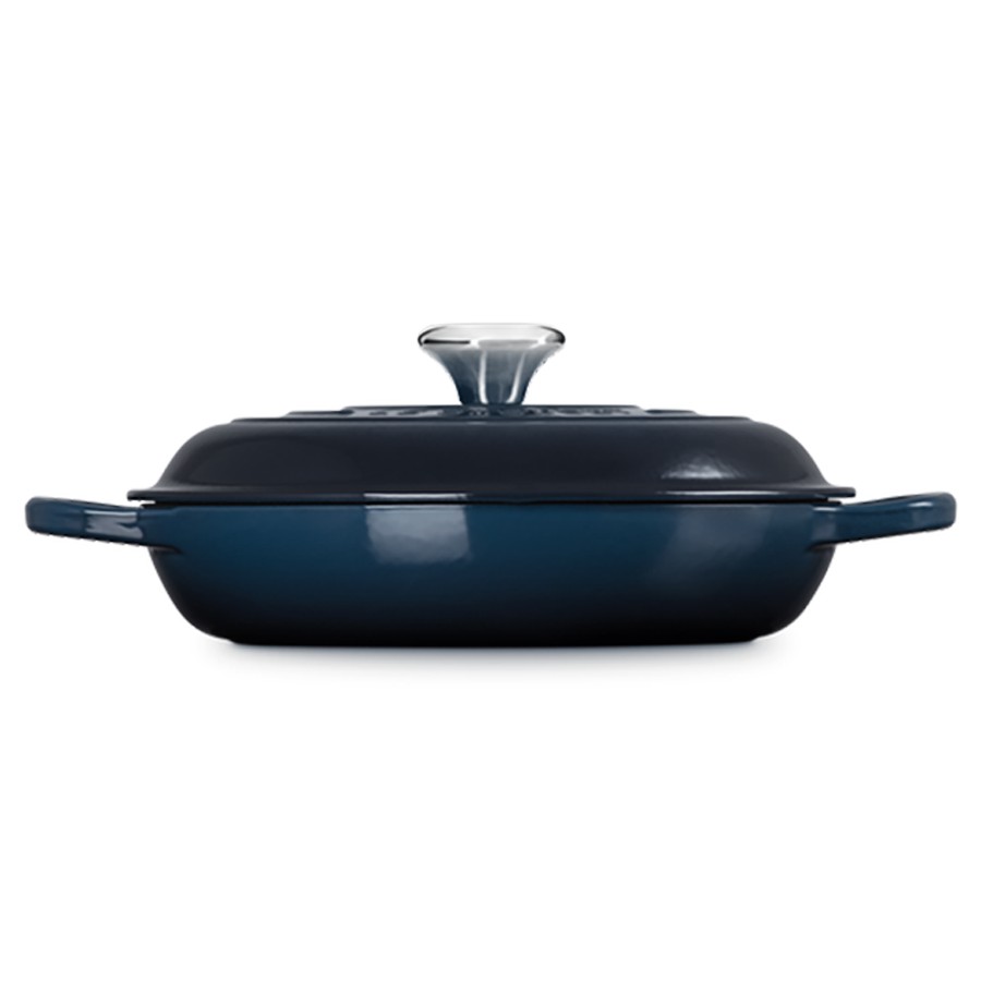 additioanl image for  Le Creuset Shallow Casserole Nuit 26 cm 