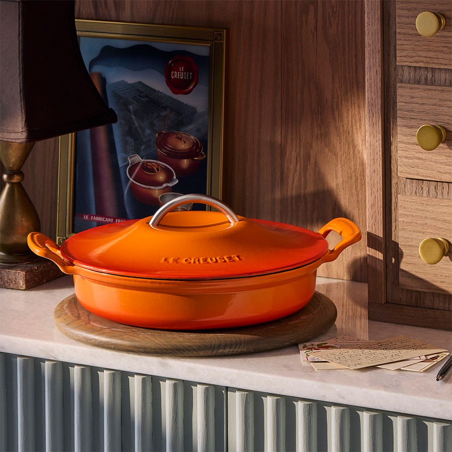 additioanl image for  Le Creuset MH Low Casserole Flame 28 cm 