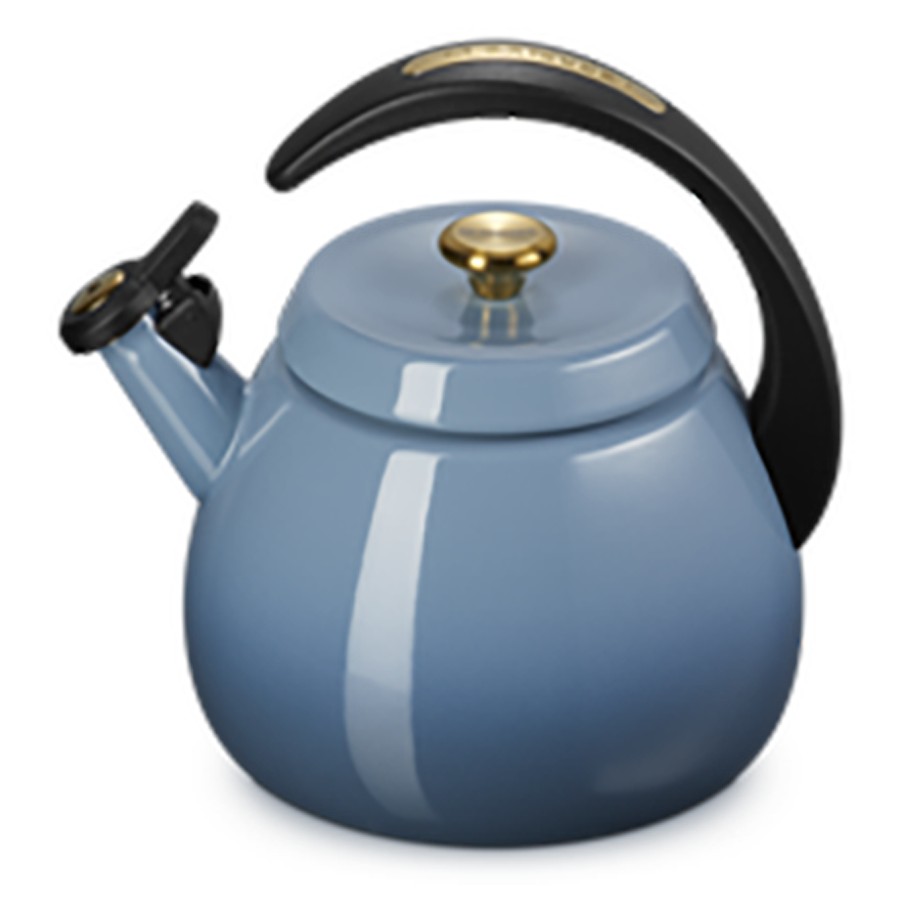 additioanl image for  Le Creuset Cloche Kettle Chambray 2.1 L 