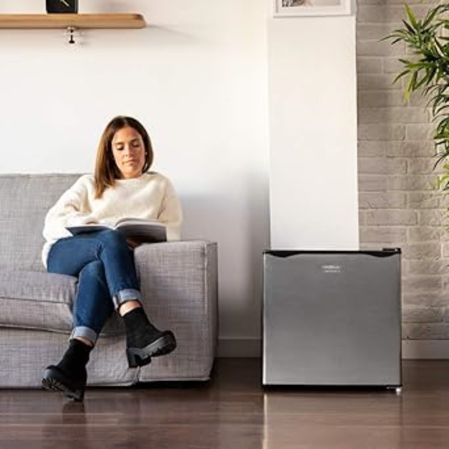 additioanl image for  Cecotec Mini Bar Fridge S/Steel 46 Ltr. 