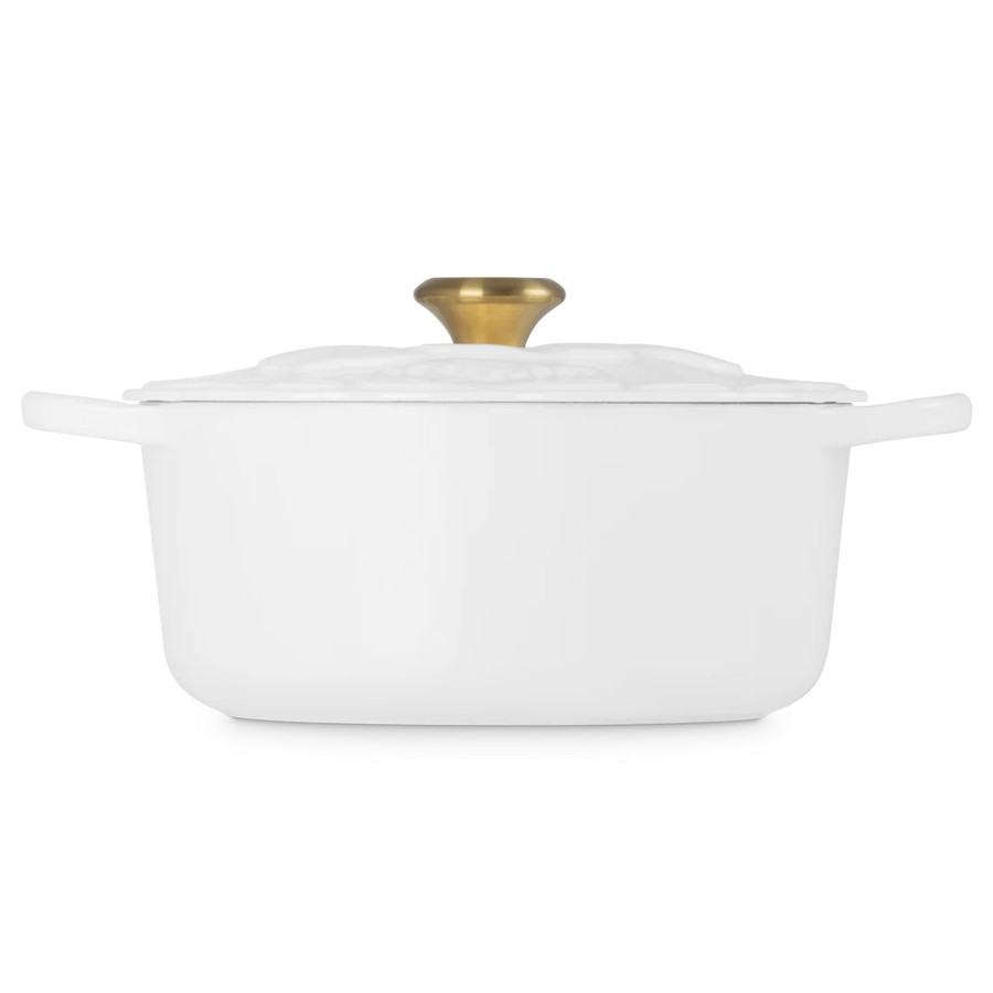 additioanl image for  Le Creuset Petal Round Cass. White 26 cm 