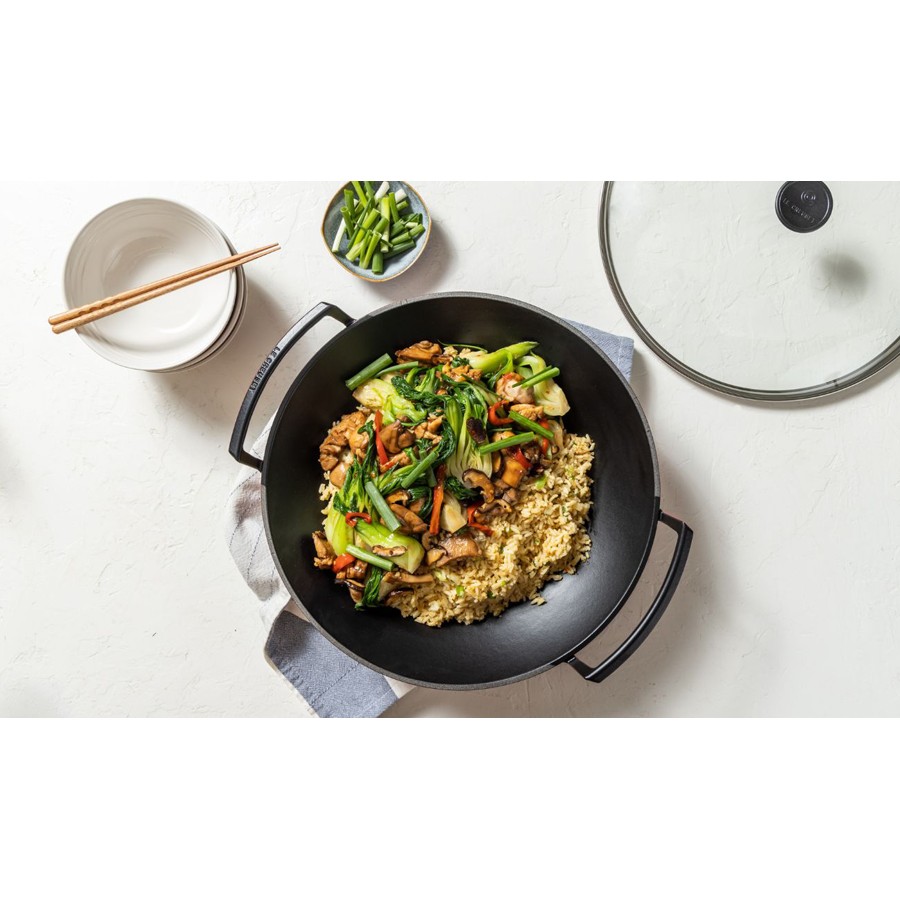 additioanl image for  Le Creuset Wok With Gl/Lid Flame 36 cm 
