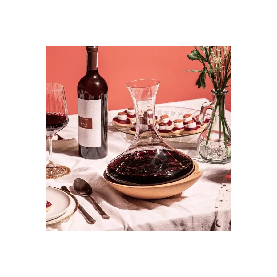 additioanl image for  Vacuvin Swirling Wine Decanter Crystal 