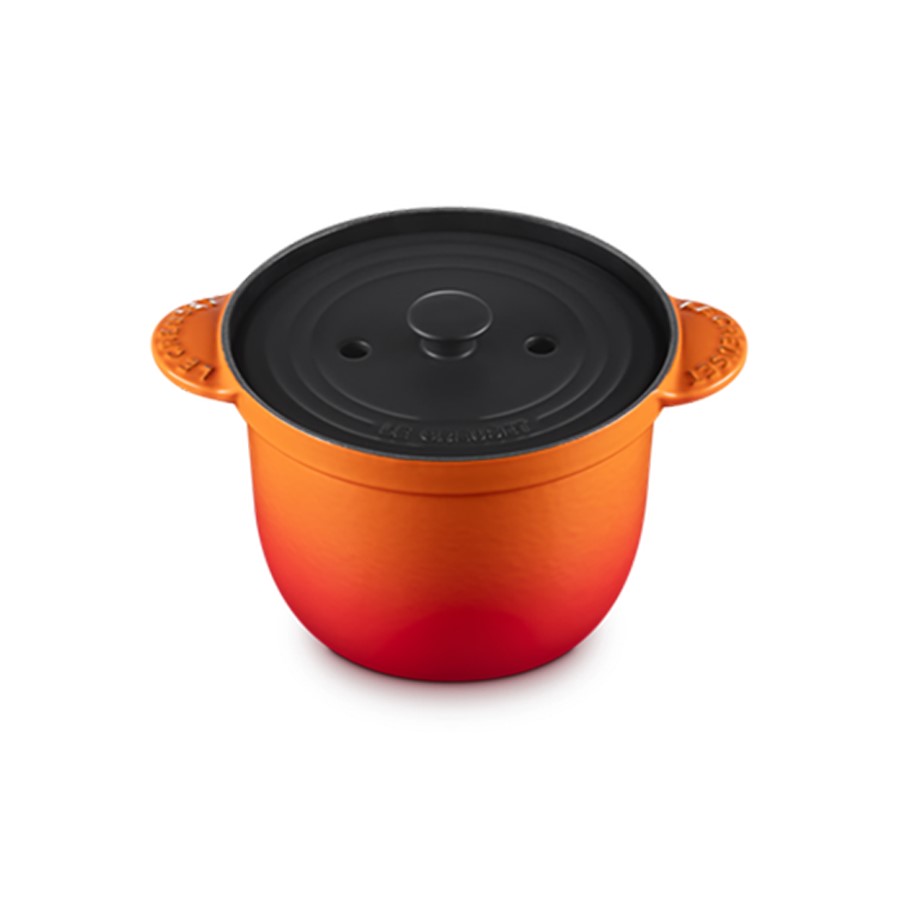 additioanl image for  Le Creuset Round Cocotte Flame 18 cm 