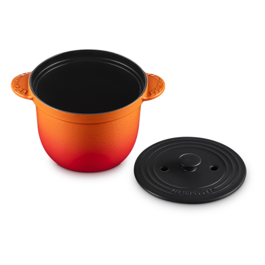 additioanl image for  Le Creuset Round Cocotte Flame 18 cm 