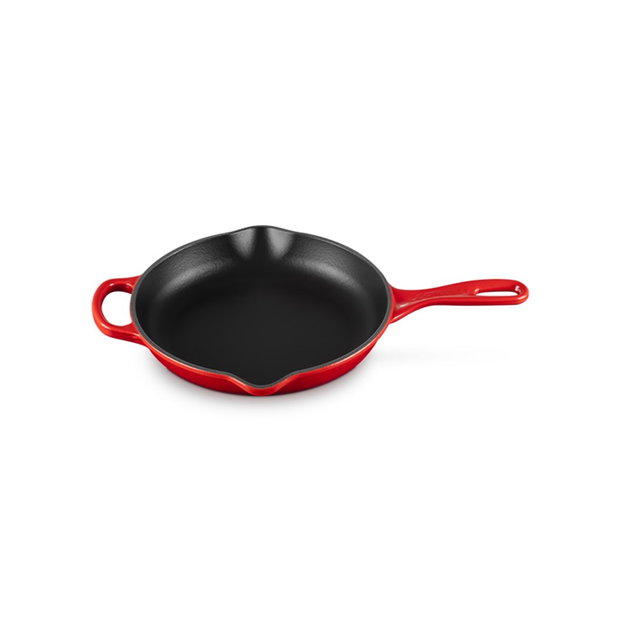 additioanl image for  Le Creuset Round Skillet Cerise 23 cm 