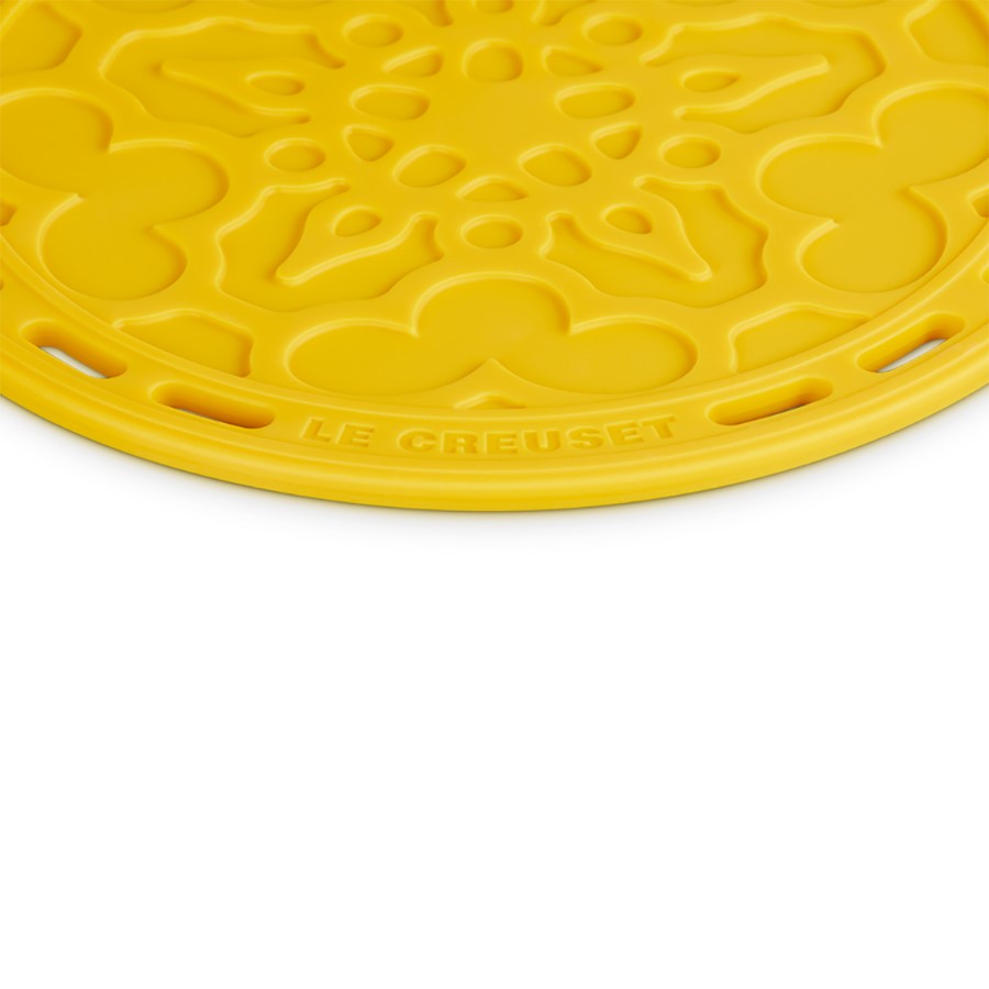 additioanl image for  Le Creuset French Trivet Nectar 20 cm 