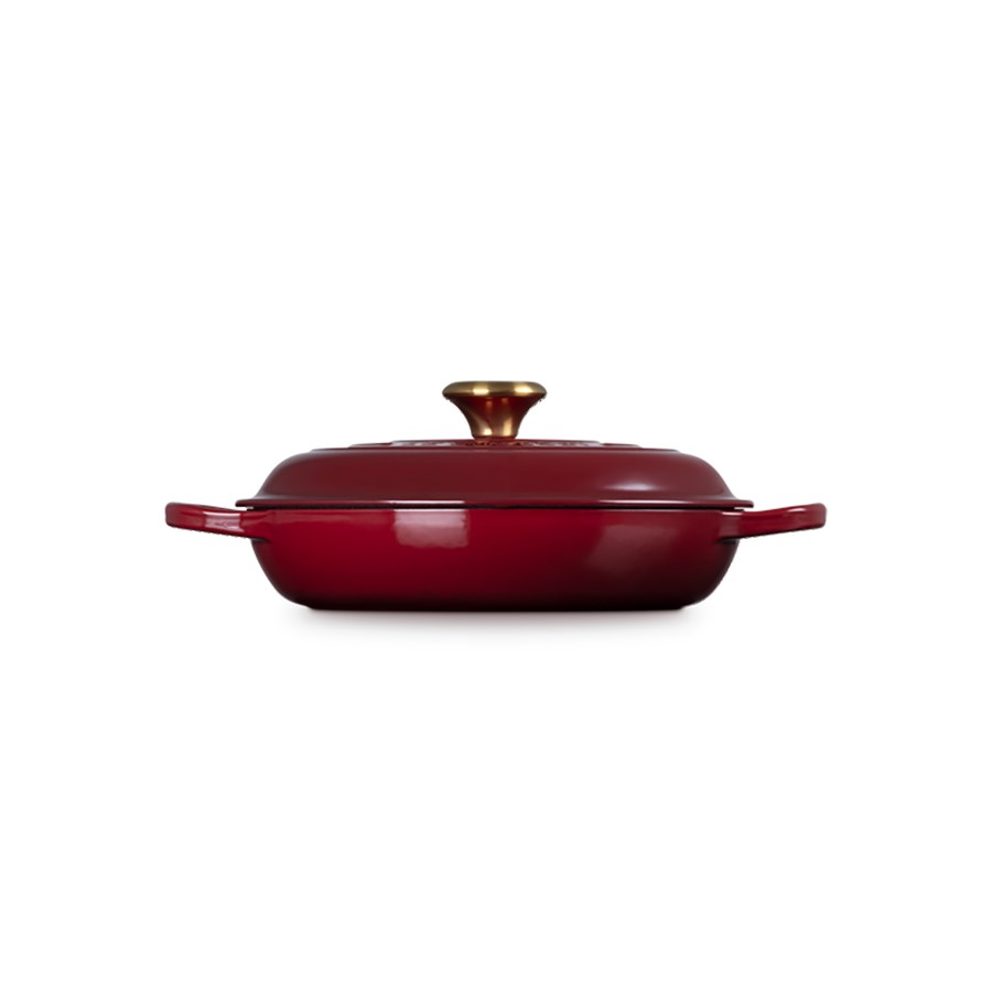 additioanl image for  Le Creuset Shallow Casserole Garnet 26cm 