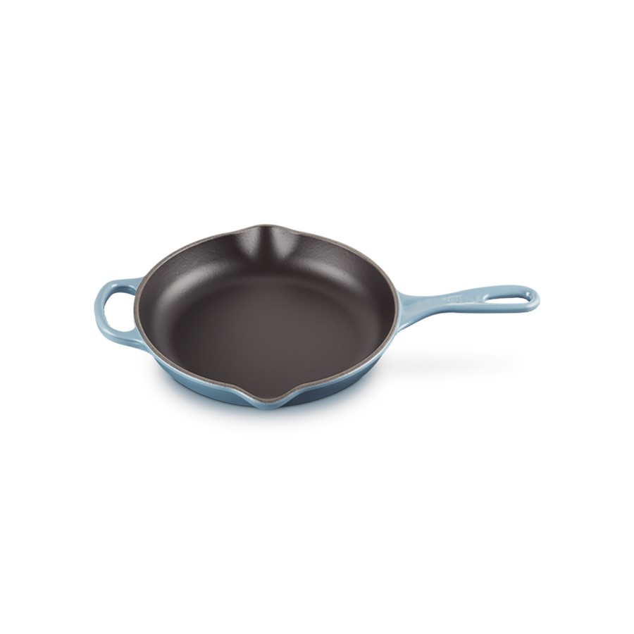 additioanl image for  Le Creuset Round Skillet Chambray 23 cm 
