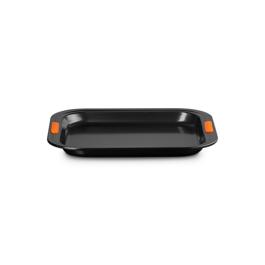 additioanl image for  Le Creuset Rect. Oven Tray Black 31 cm 