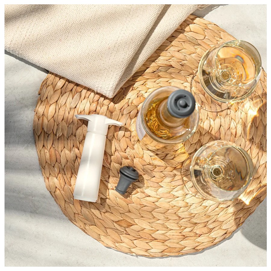 additioanl image for  Vacuvin Wine Saver Set White 