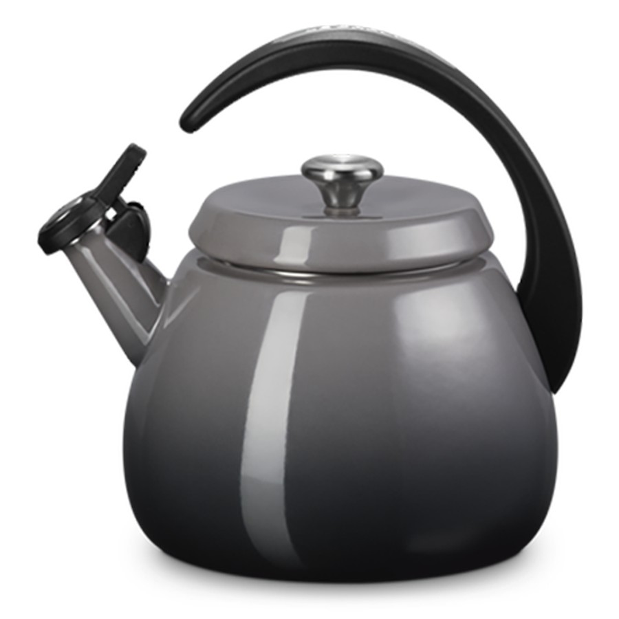 Le Creuset Cloche Kettle Flint 2.1 Litre Image